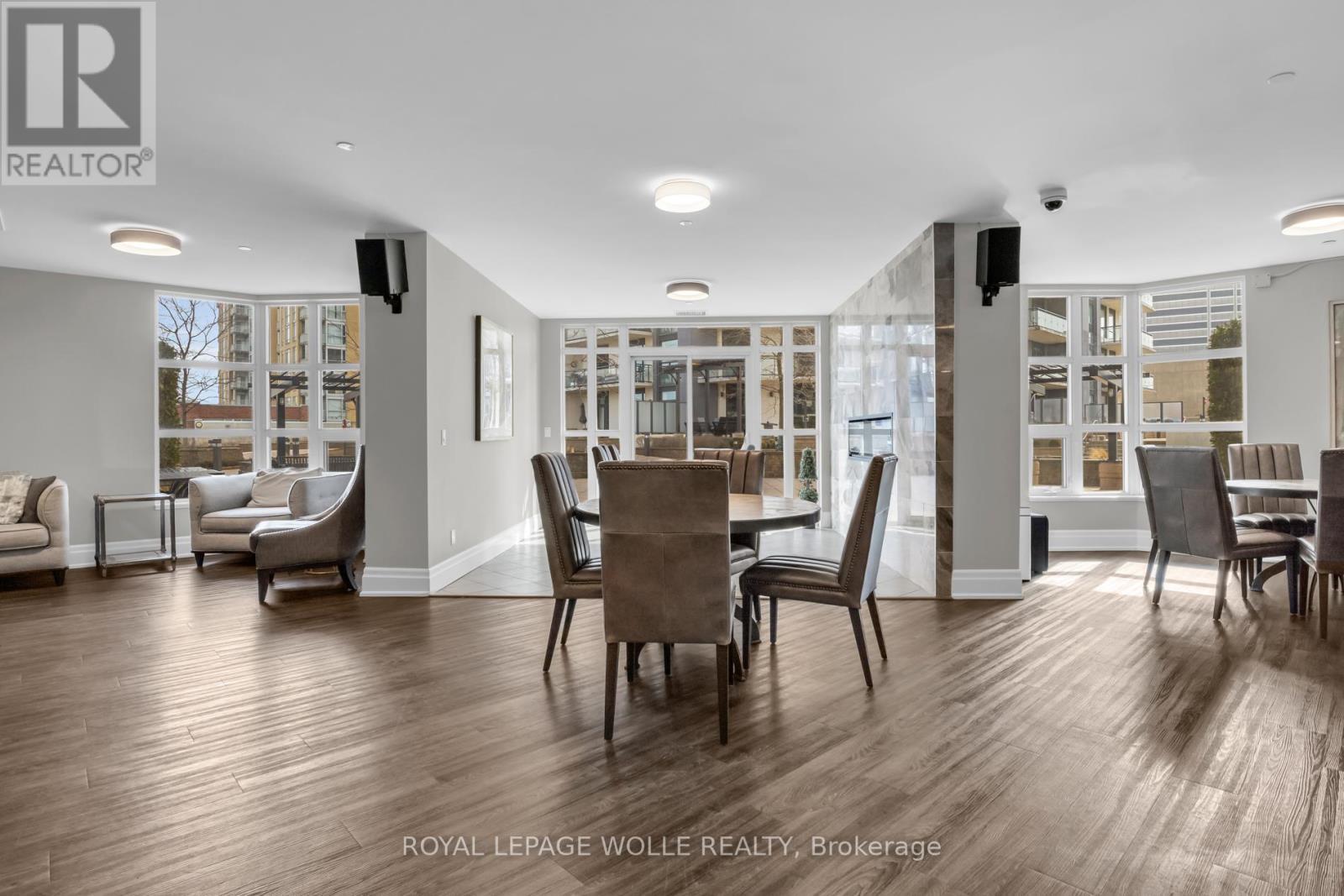 












904 - 144 PARK STREET

,
Waterloo,




Ontario
N2L0B6

