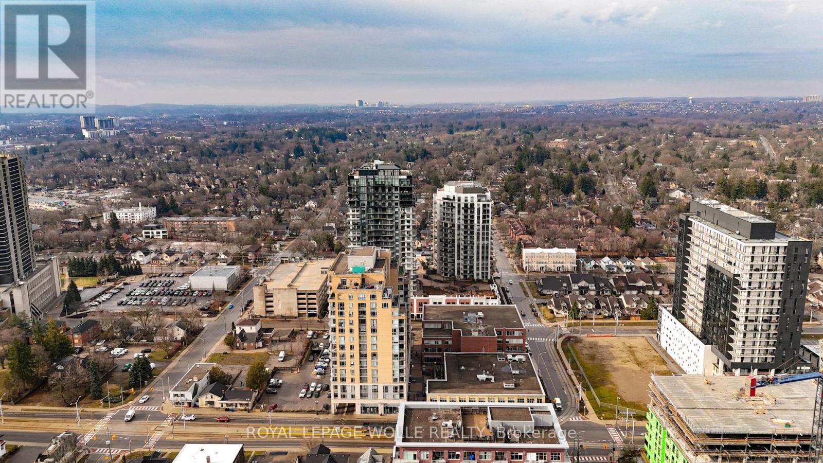 












904 - 144 PARK STREET

,
Waterloo,




Ontario
N2L0B6

