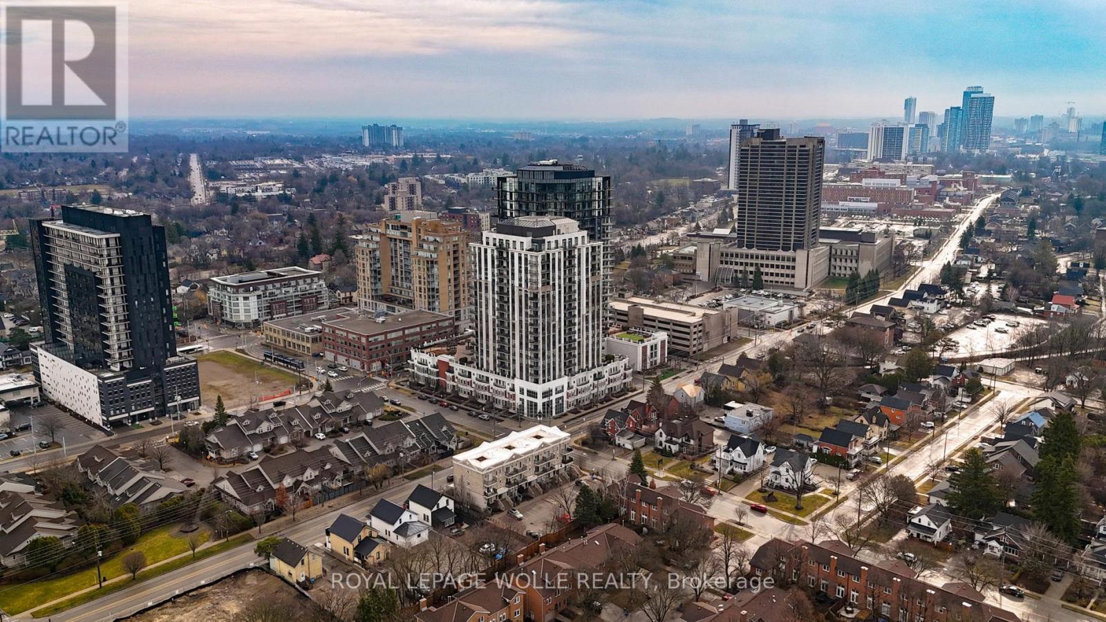 












904 - 144 PARK STREET

,
Waterloo,




Ontario
N2L0B6

