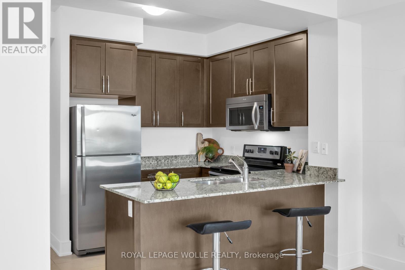 












904 - 144 PARK STREET

,
Waterloo,




Ontario
N2L0B6

