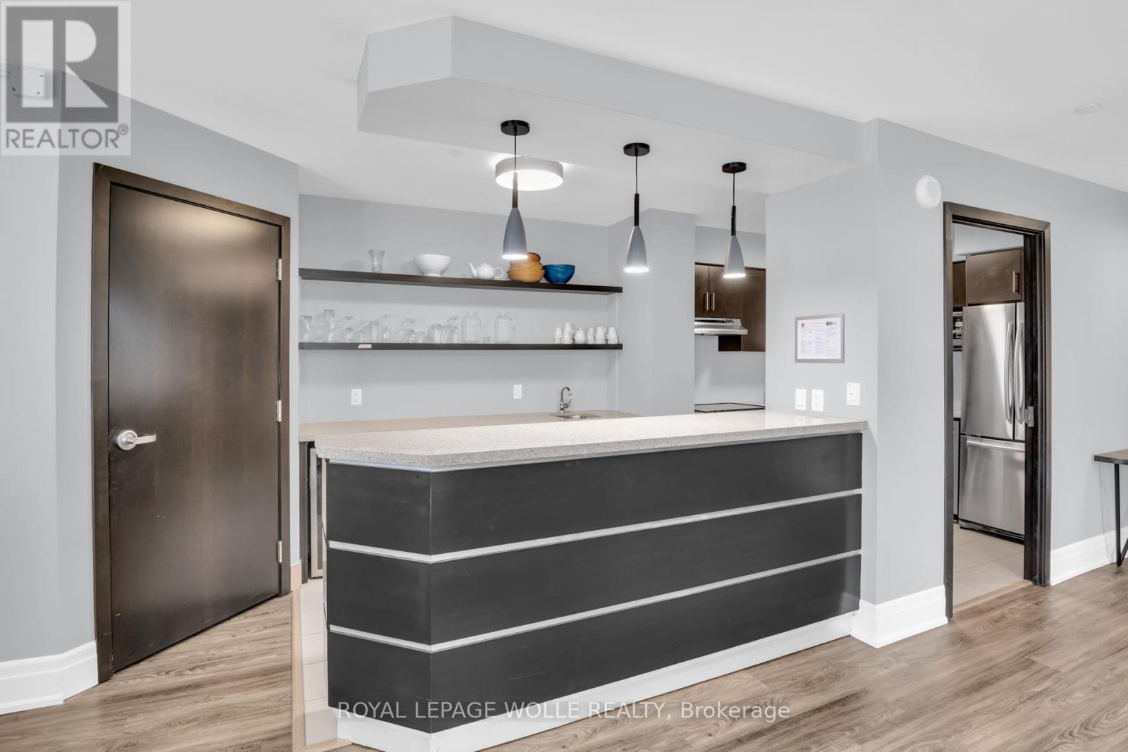 












904 - 144 PARK STREET

,
Waterloo,




Ontario
N2L0B6

