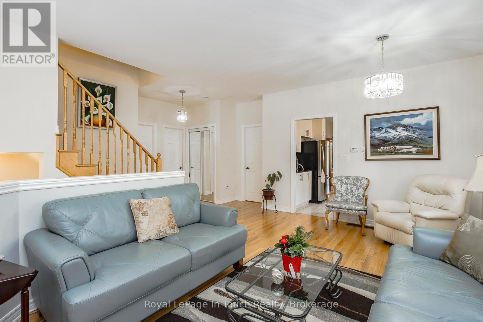 












75 PEARL STREET

,
Wasaga Beach,




Ontario
L9Z0G8

