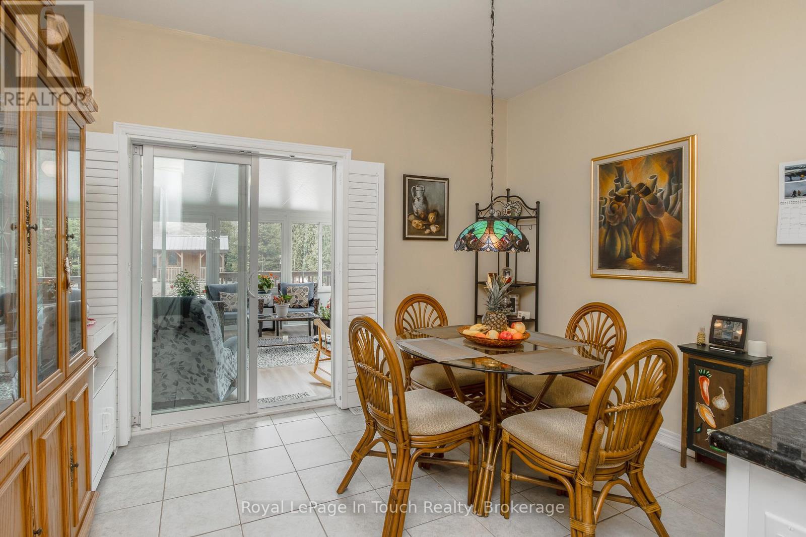 












75 PEARL STREET

,
Wasaga Beach,




Ontario
L9Z0G8


