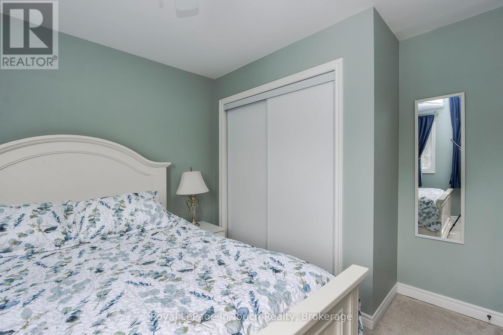 












75 PEARL STREET

,
Wasaga Beach,




Ontario
L9Z0G8

