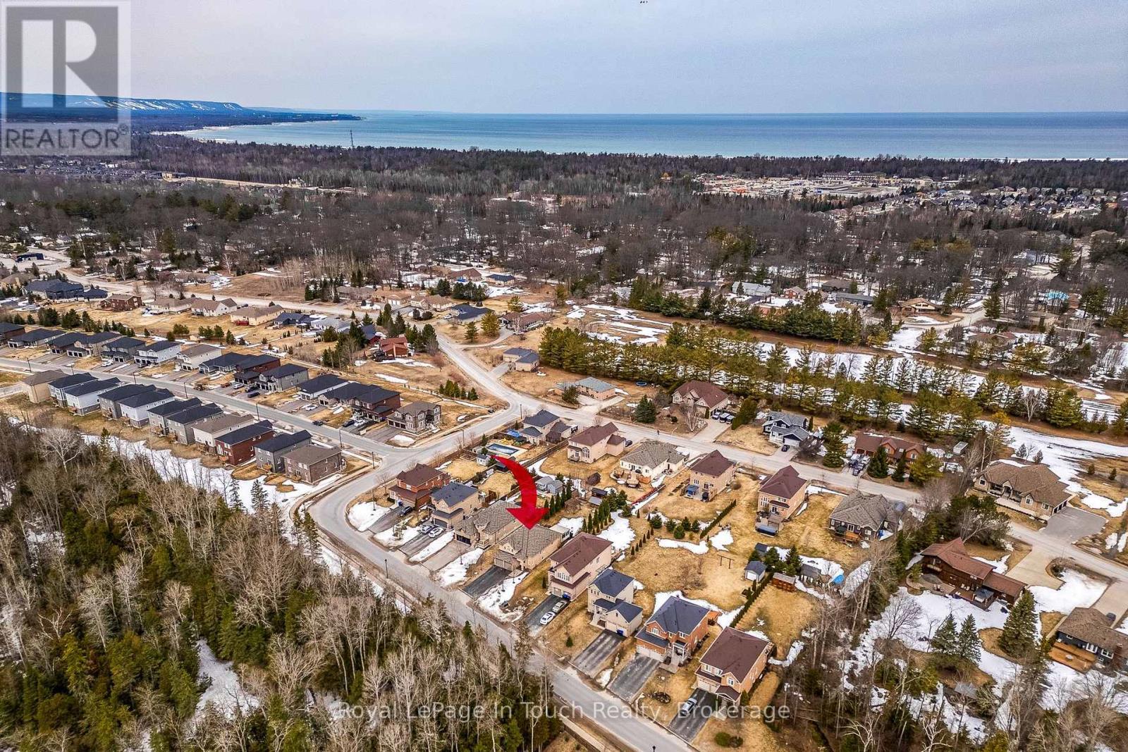 












75 PEARL STREET

,
Wasaga Beach,




Ontario
L9Z0G8

