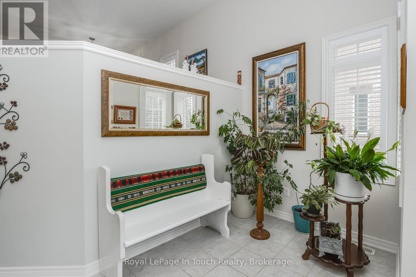 












75 PEARL STREET

,
Wasaga Beach,




Ontario
L9Z0G8

