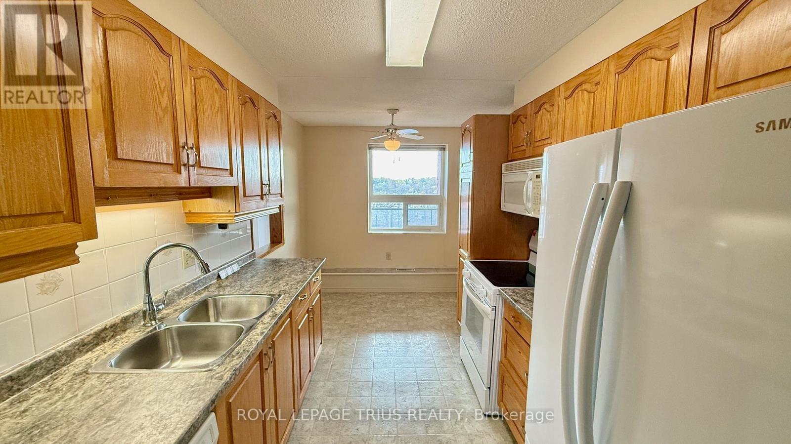 












604 - 5 MILL POND COURT

,
Norfolk (Simcoe),




Ontario
N3Y5J6


