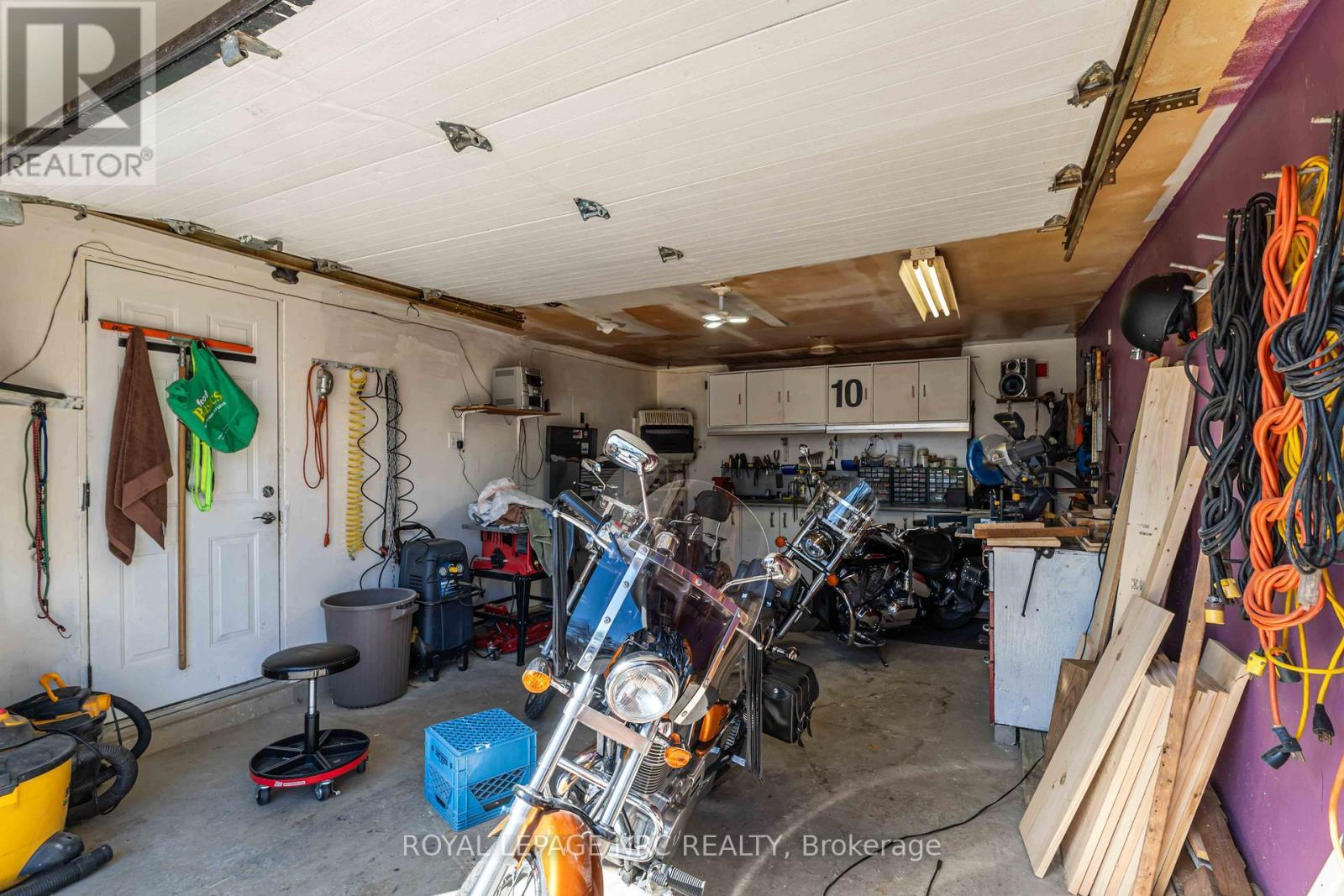 












103 CLARE AVENUE

,
Port Colborne (Sugarloaf),




Ontario
L3K5H6

