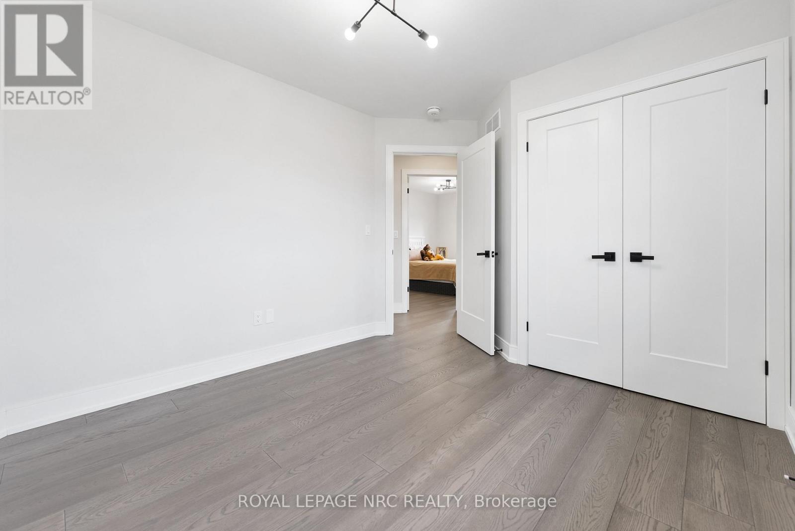 












318 RIVER ROAD

,
Welland (Welland Downtown),




Ontario
L3B2S4

