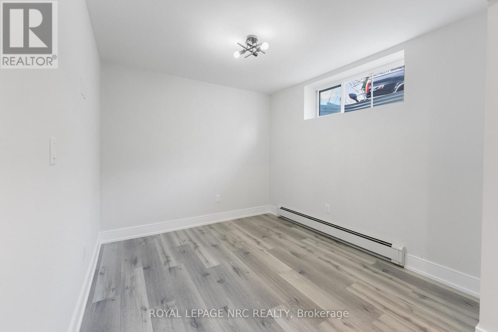 












318 RIVER ROAD

,
Welland (Welland Downtown),




Ontario
L3B2S4

