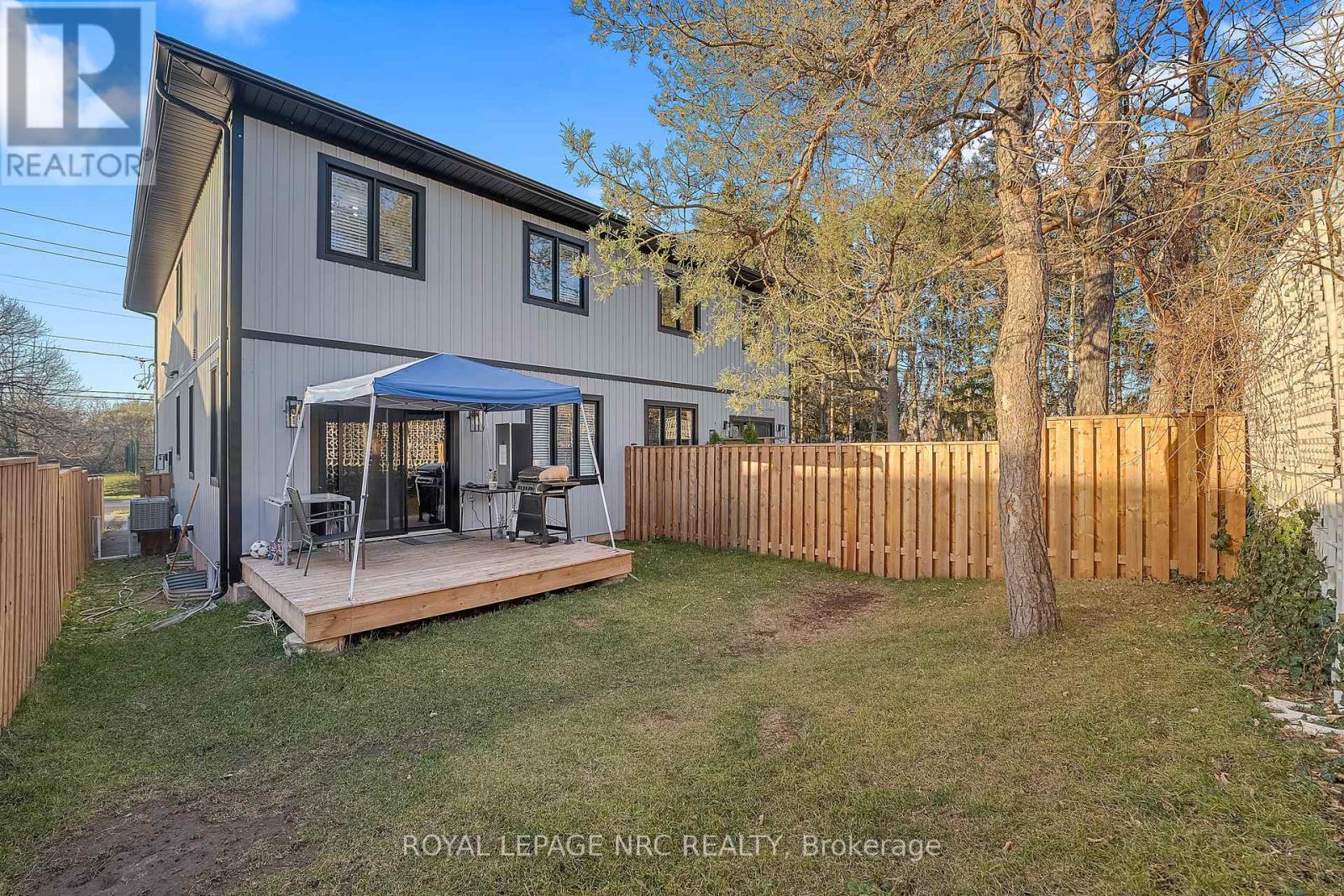 












318 RIVER ROAD

,
Welland (Welland Downtown),




Ontario
L3B2S4

