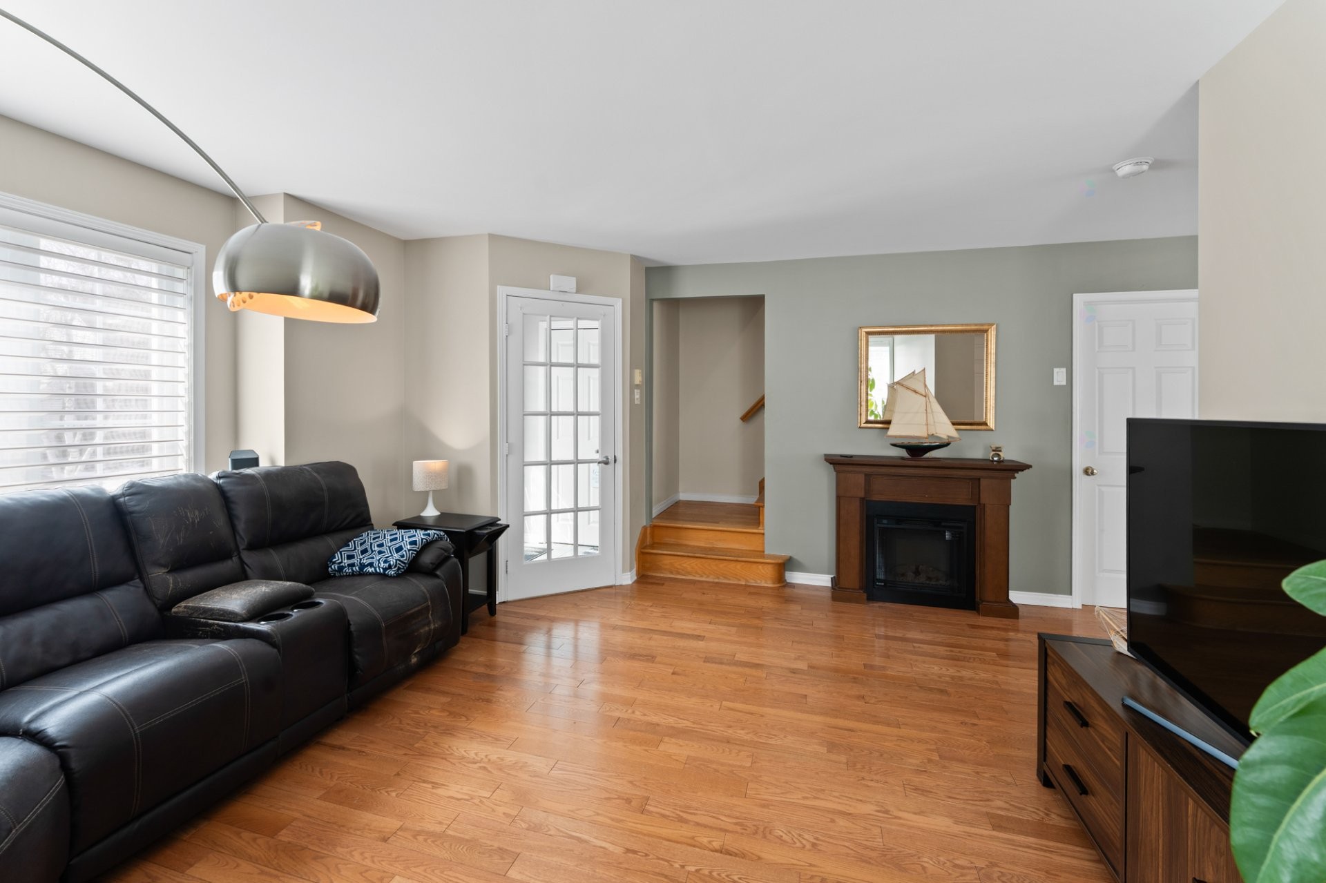 









142


Rue Henri-Angers

,
Laval (Sainte-Rose),




QC
H7L5T1

