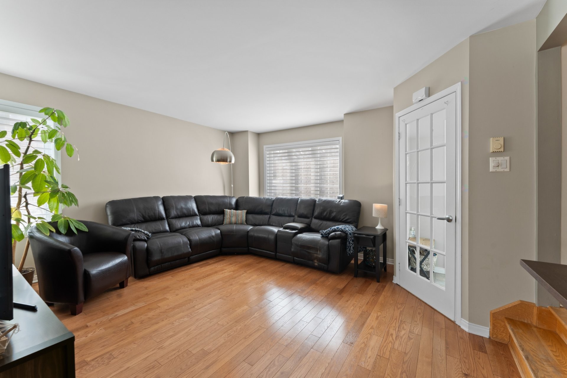 









142


Rue Henri-Angers

,
Laval (Sainte-Rose),




QC
H7L5T1

