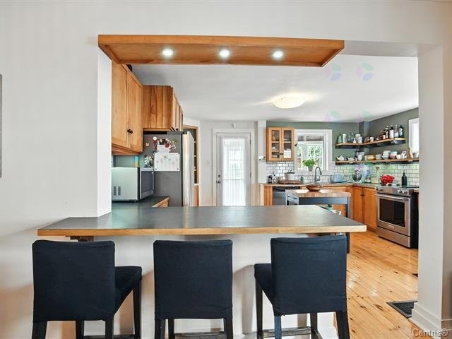 









23


Rue Lois

,
Gatineau (Hull),




QC
J8Y3R3

