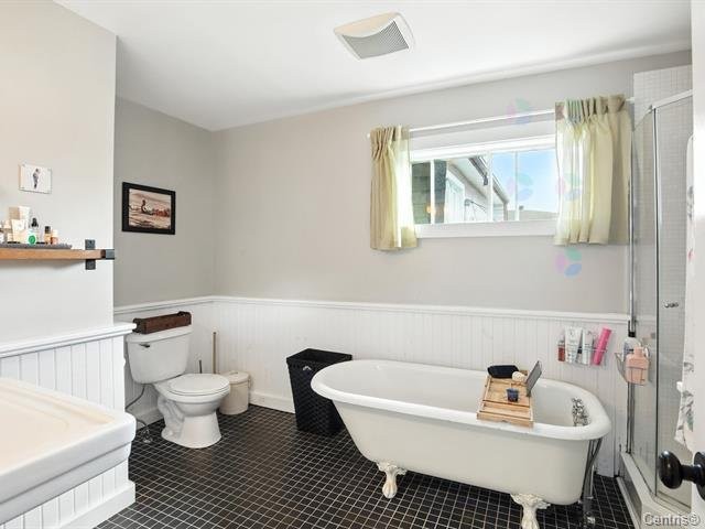 









23


Rue Lois

,
Gatineau (Hull),




QC
J8Y3R3

