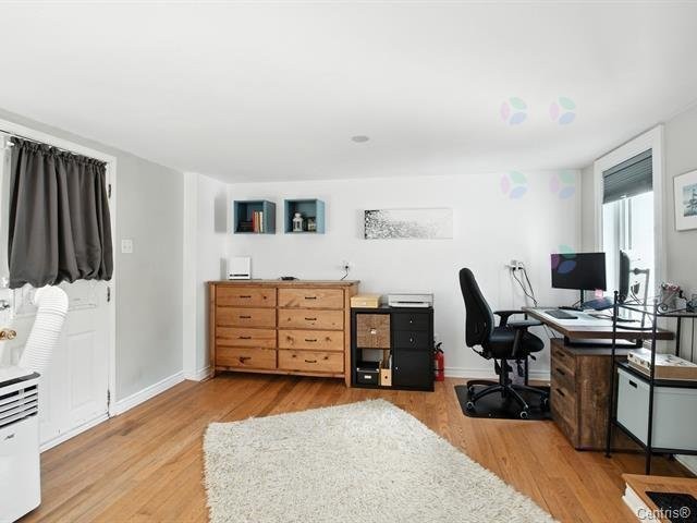 









23


Rue Lois

,
Gatineau (Hull),




QC
J8Y3R3

