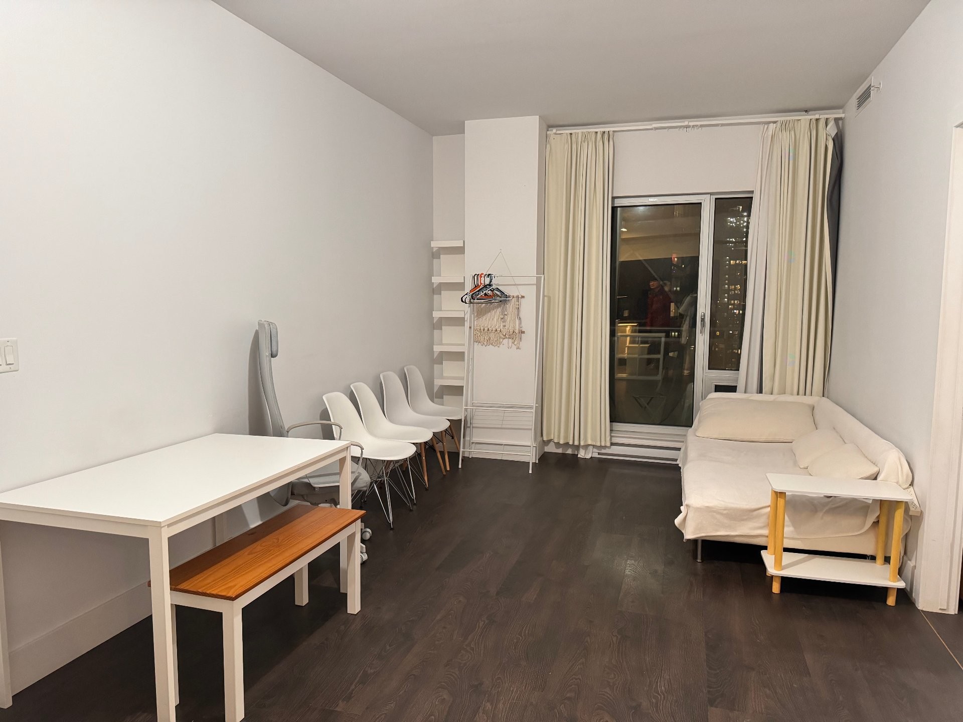 









405


Rue de la Concorde

, 2605,
Montréal (Ville-Marie),




QC
H3A0H1

