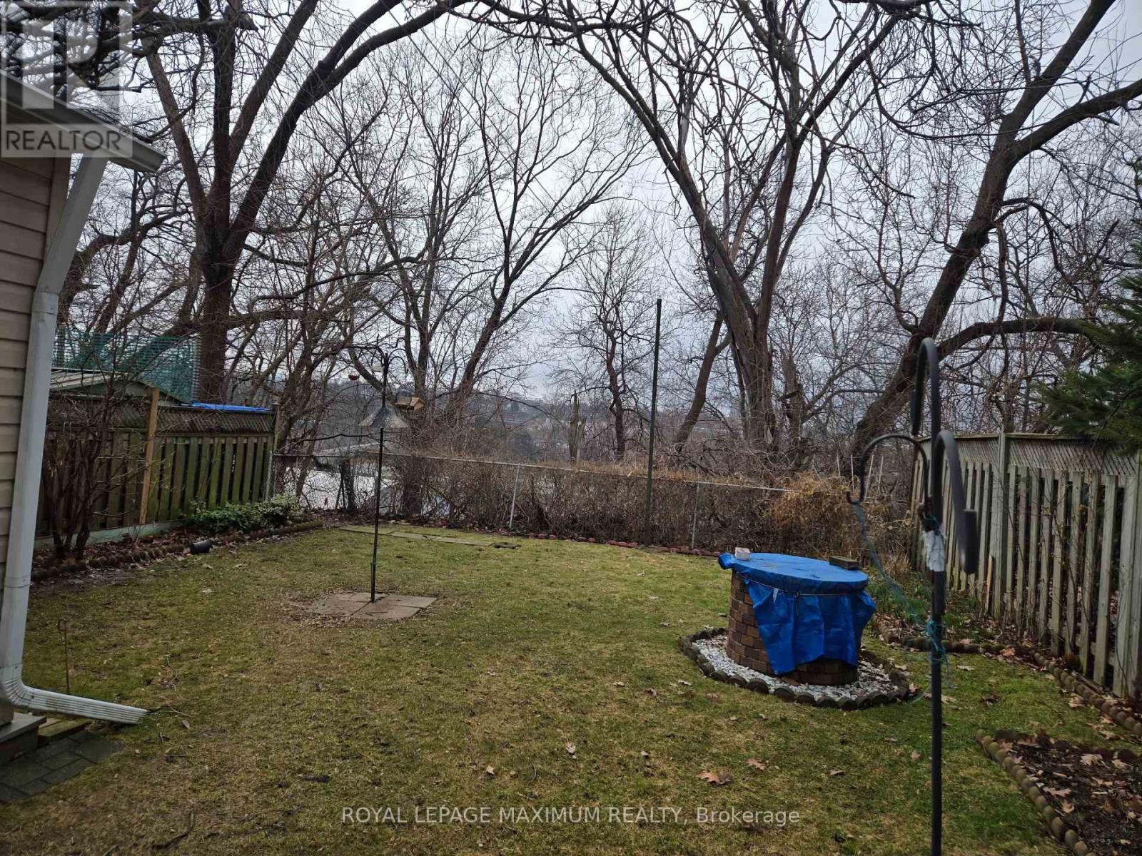 












26 LANDOUR AVENUE

,
Toronto,




Ontario
M6M4J4

