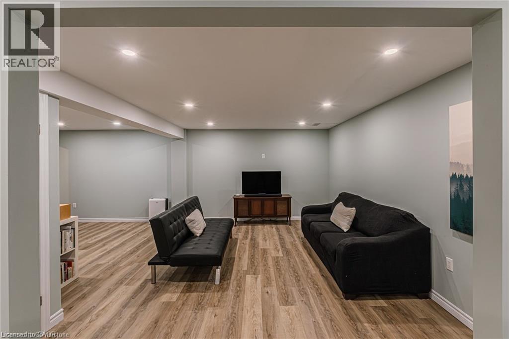 












30 SERVICEBERRY Lane Unit# 34

,
Simcoe,




Ontario
N3Y0E7

