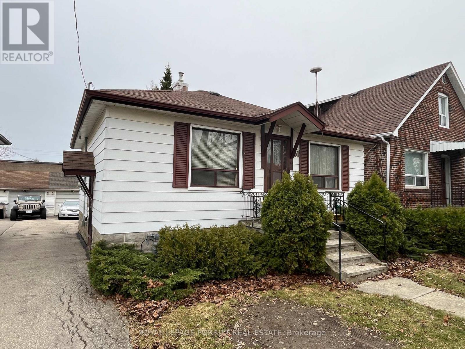 












61 FAIRFIELD AVENUE

,
Toronto,




Ontario
M8W1R6

