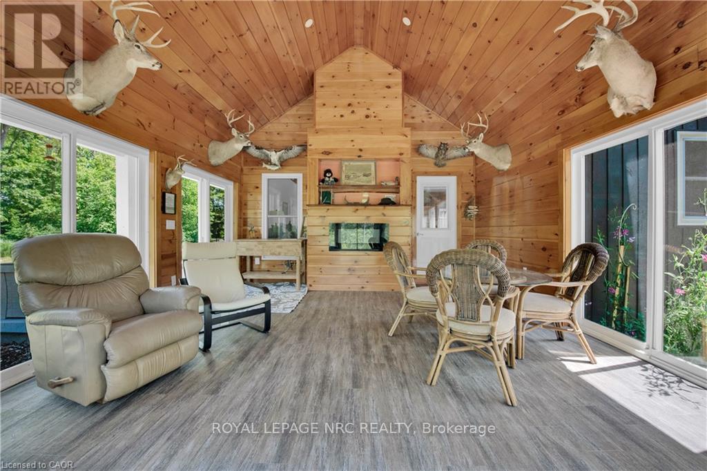 












352 MOULTON-AIKEN ROAD

,
Haldimand,




Ontario
N1A2W5

