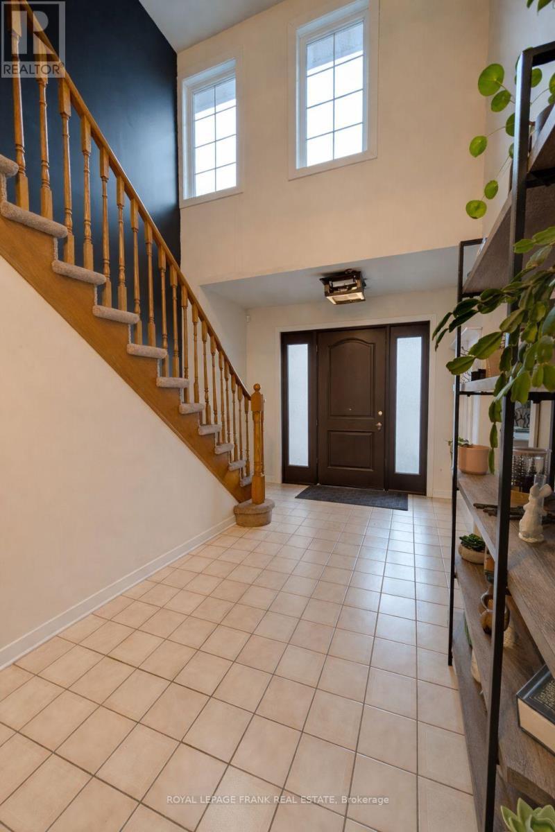 












588 CARLISLE STREET

,
Cobourg,




Ontario
K9A1X6

