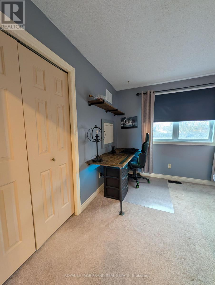 












588 CARLISLE STREET

,
Cobourg,




Ontario
K9A1X6

