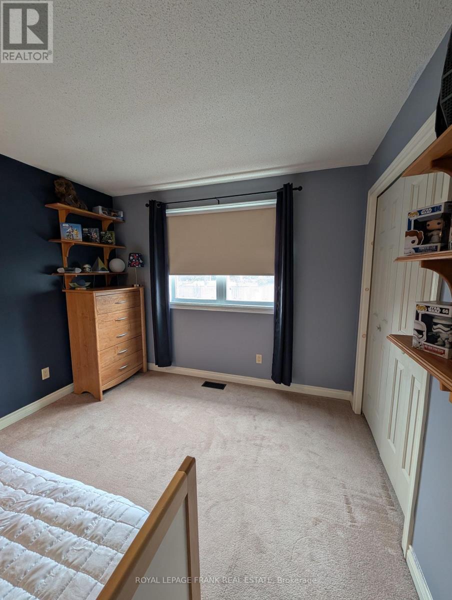 












588 CARLISLE STREET

,
Cobourg,




Ontario
K9A1X6

