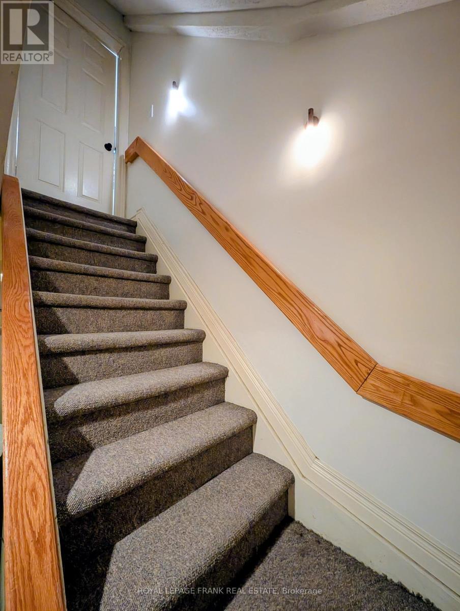 












588 CARLISLE STREET

,
Cobourg,




Ontario
K9A1X6

