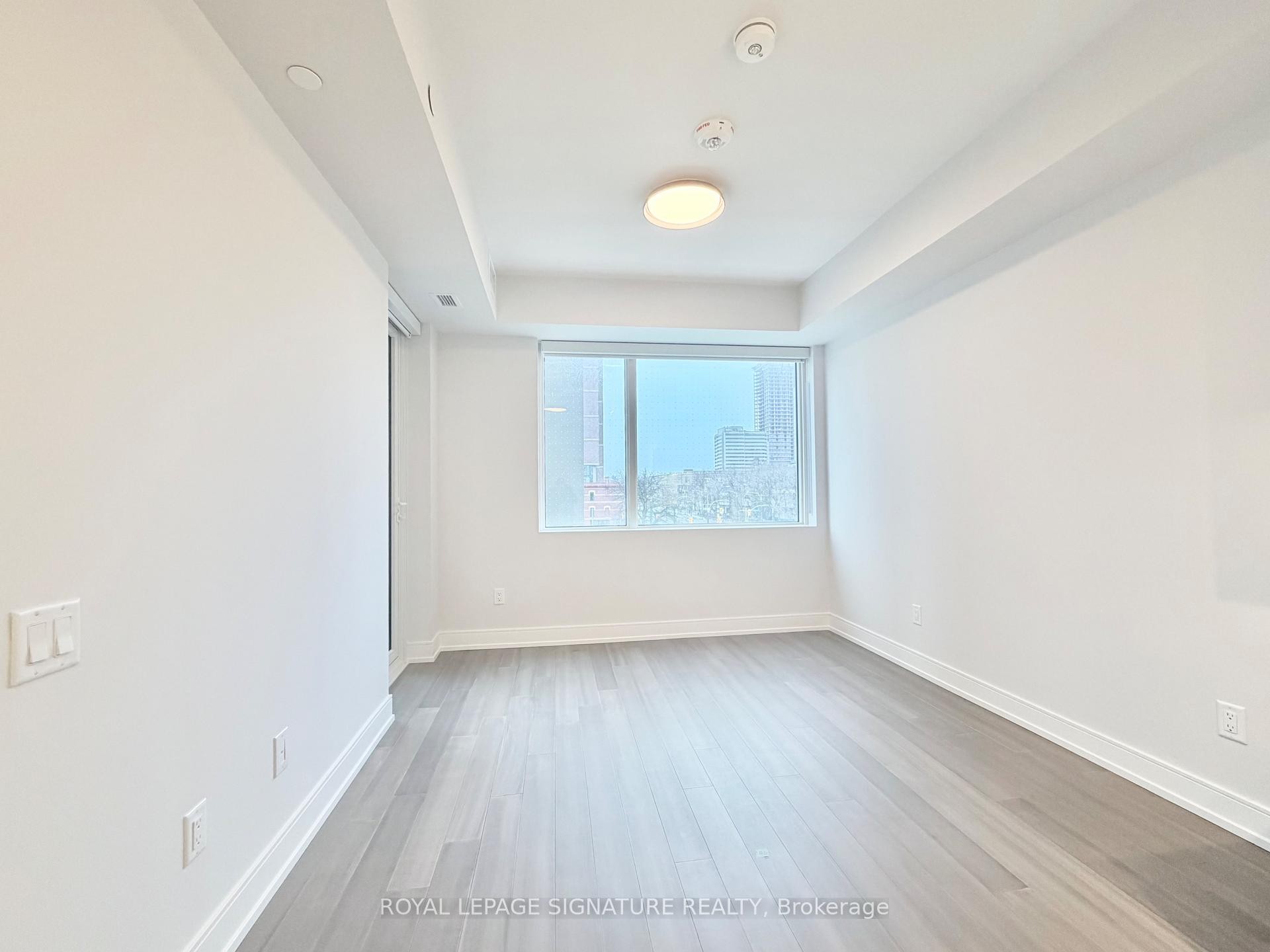 









664


Spadina

Avenue, 406,
Toronto,




ON
M5S 0G4

