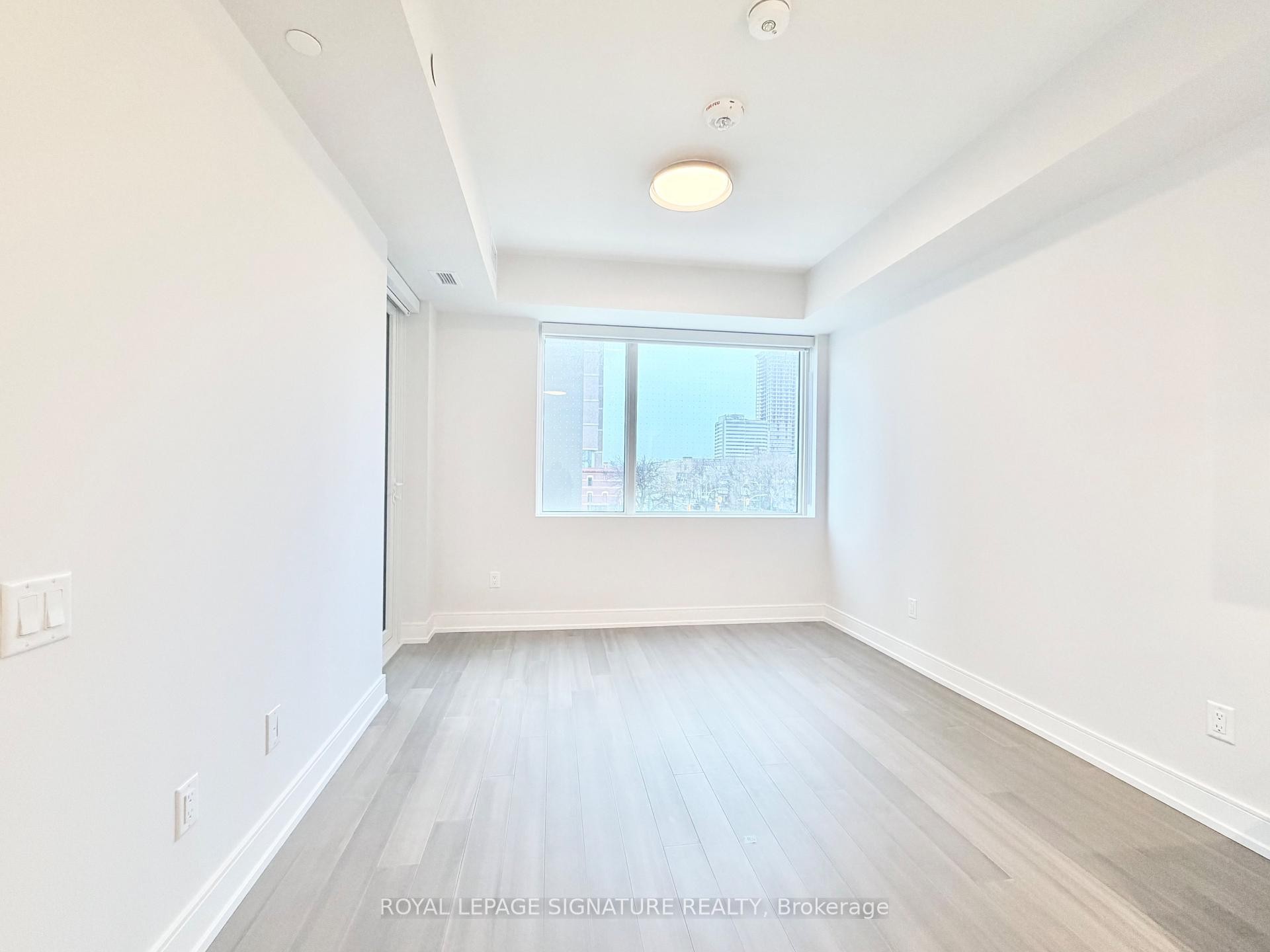 









664


Spadina

Avenue, 406,
Toronto,




ON
M5S 0G4

