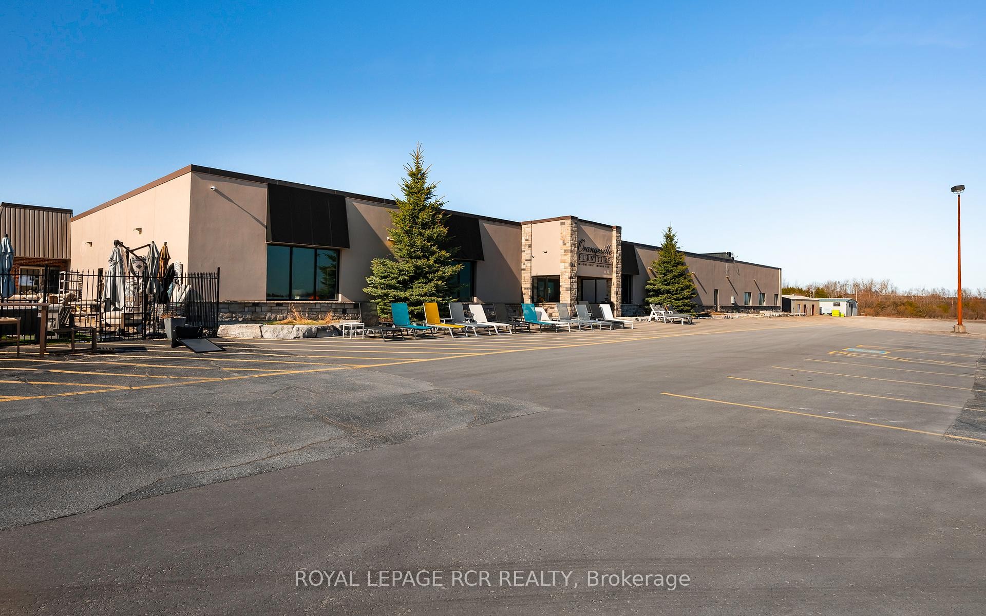 









633419


Hwy 10

N/A, A, B, C,
Mono,




ON
L9W 6Z1

