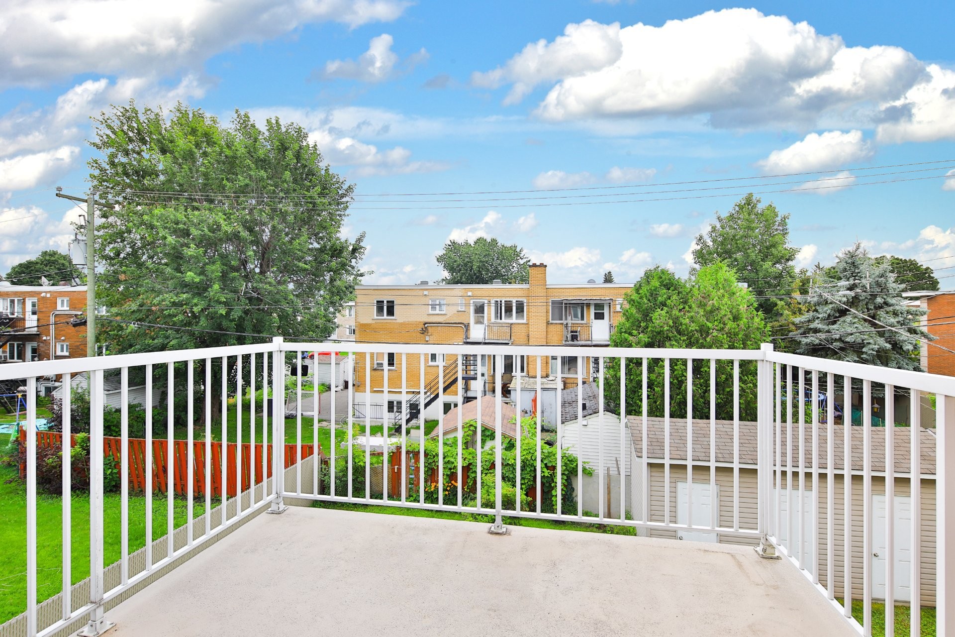 









3032


Rue de Lyon

,
Longueuil (Le Vieux-Longueuil),




QC
J4L3R7

