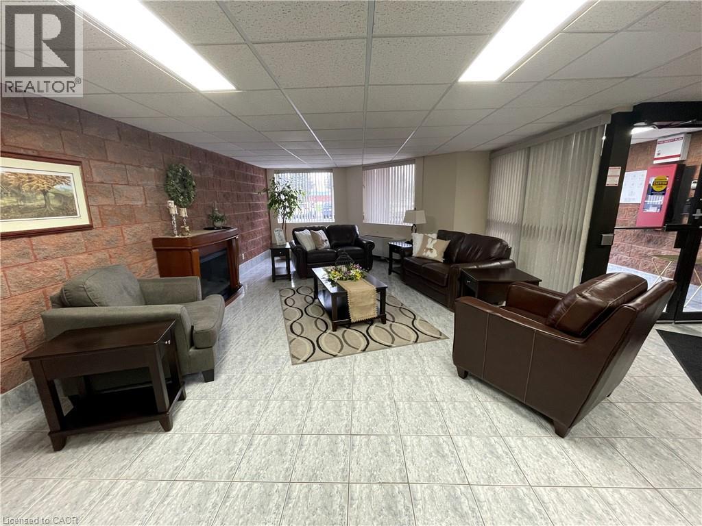 












5 MILL POND Court Unit# 606

,
Simcoe,




Ontario
N3Y5J6

