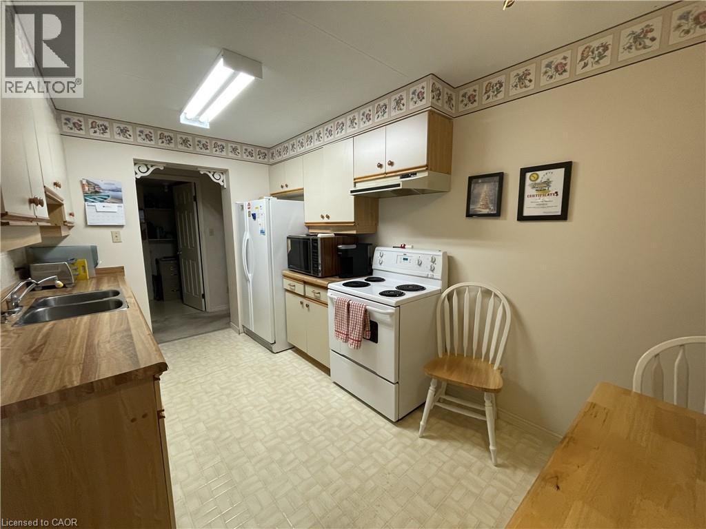 












5 MILL POND Court Unit# 606

,
Simcoe,




Ontario
N3Y5J6

