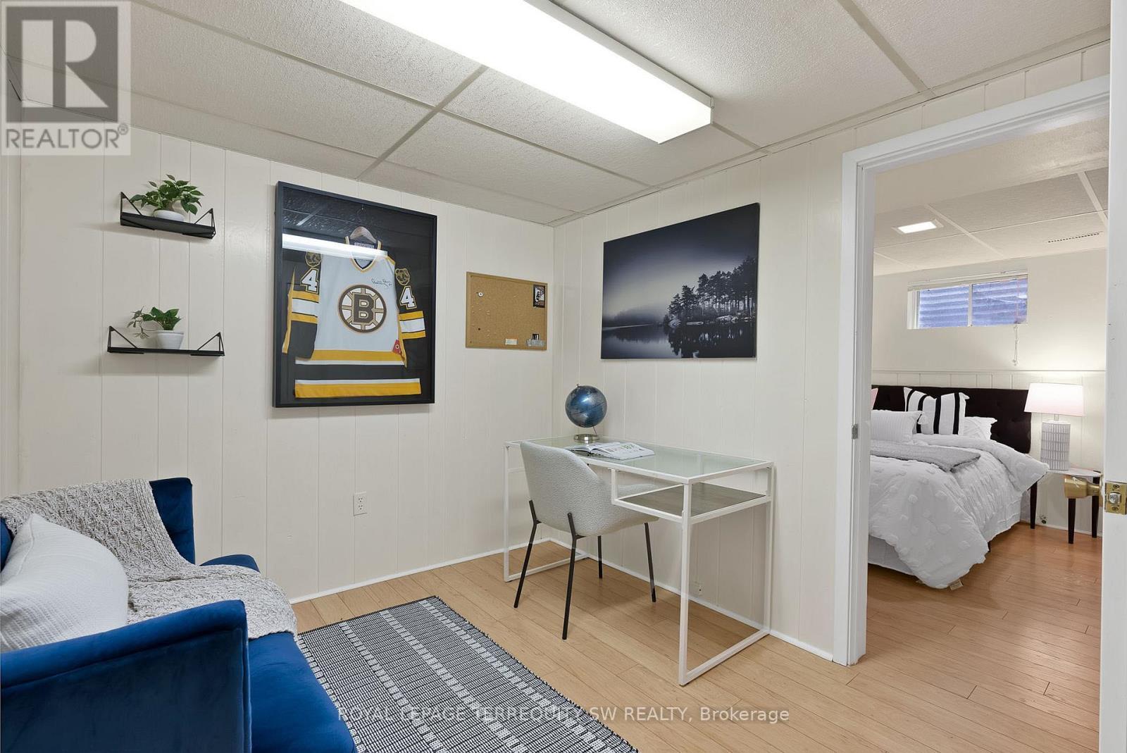 












1169 CARLO COURT

,
Mississauga,




Ontario
L4W3N6

