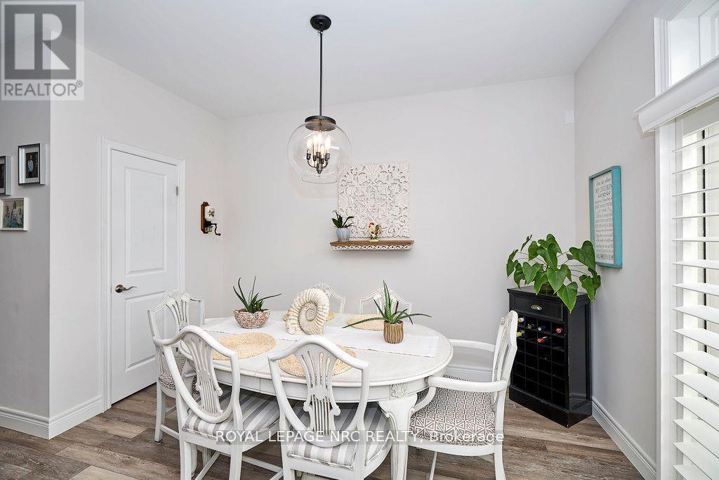 












3806 RYAN AVENUE

,
Fort Erie (Crystal Beach),




Ontario
L0S1B0

