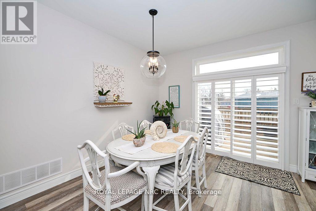 












3806 RYAN AVENUE

,
Fort Erie (Crystal Beach),




Ontario
L0S1B0

