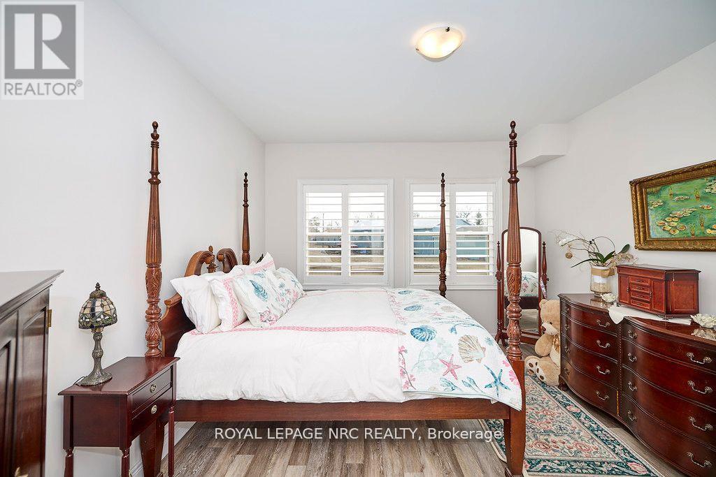 












3806 RYAN AVENUE

,
Fort Erie (Crystal Beach),




Ontario
L0S1B0

