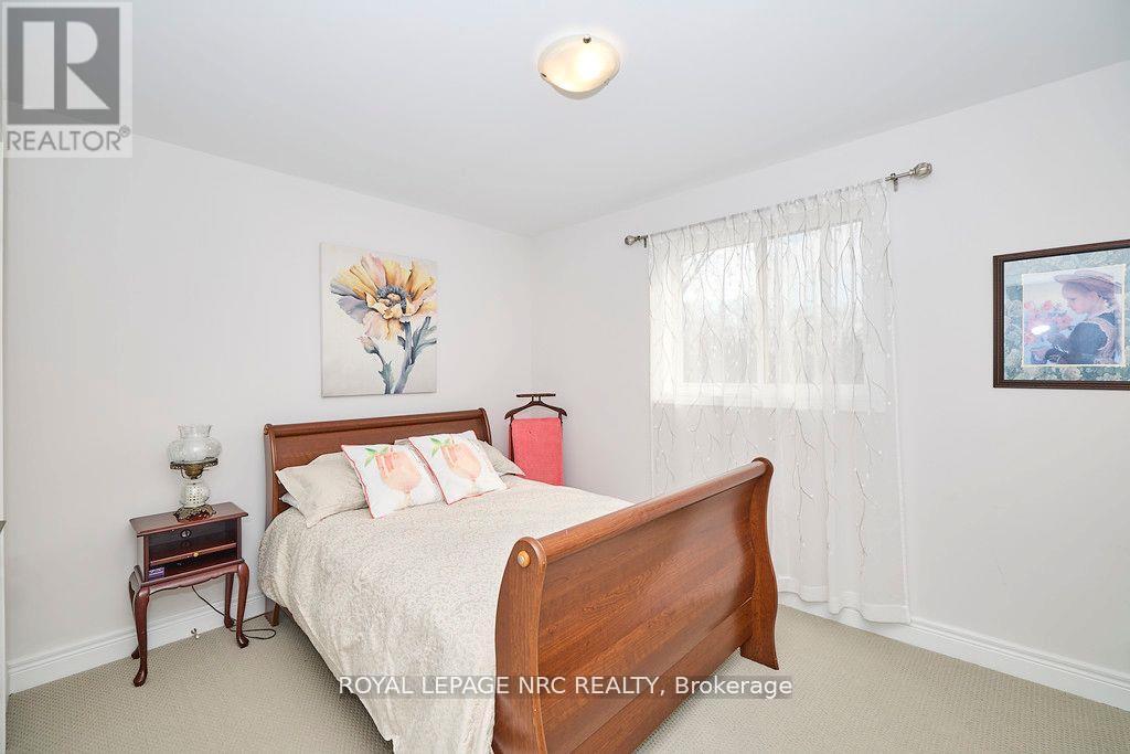 












3806 RYAN AVENUE

,
Fort Erie (Crystal Beach),




Ontario
L0S1B0

