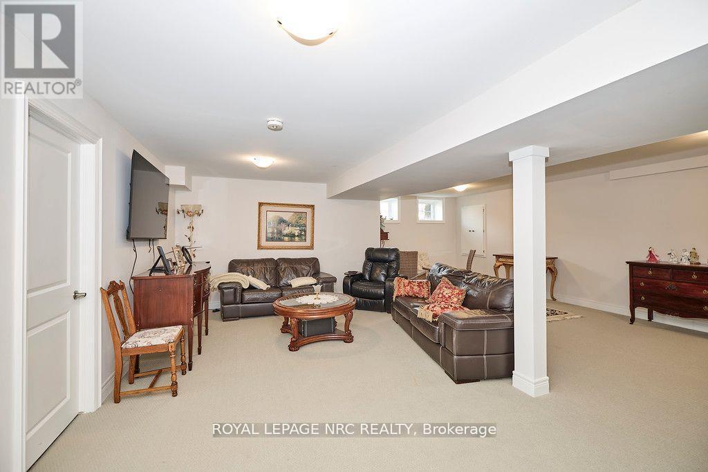 












3806 RYAN AVENUE

,
Fort Erie (Crystal Beach),




Ontario
L0S1B0

