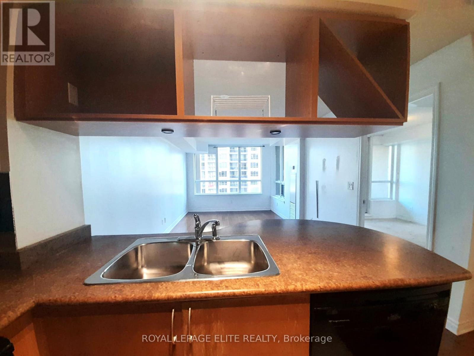 












1212 - 4090 LIVING ARTS DRIVE

,
Mississauga,




Ontario
L5B4M8

