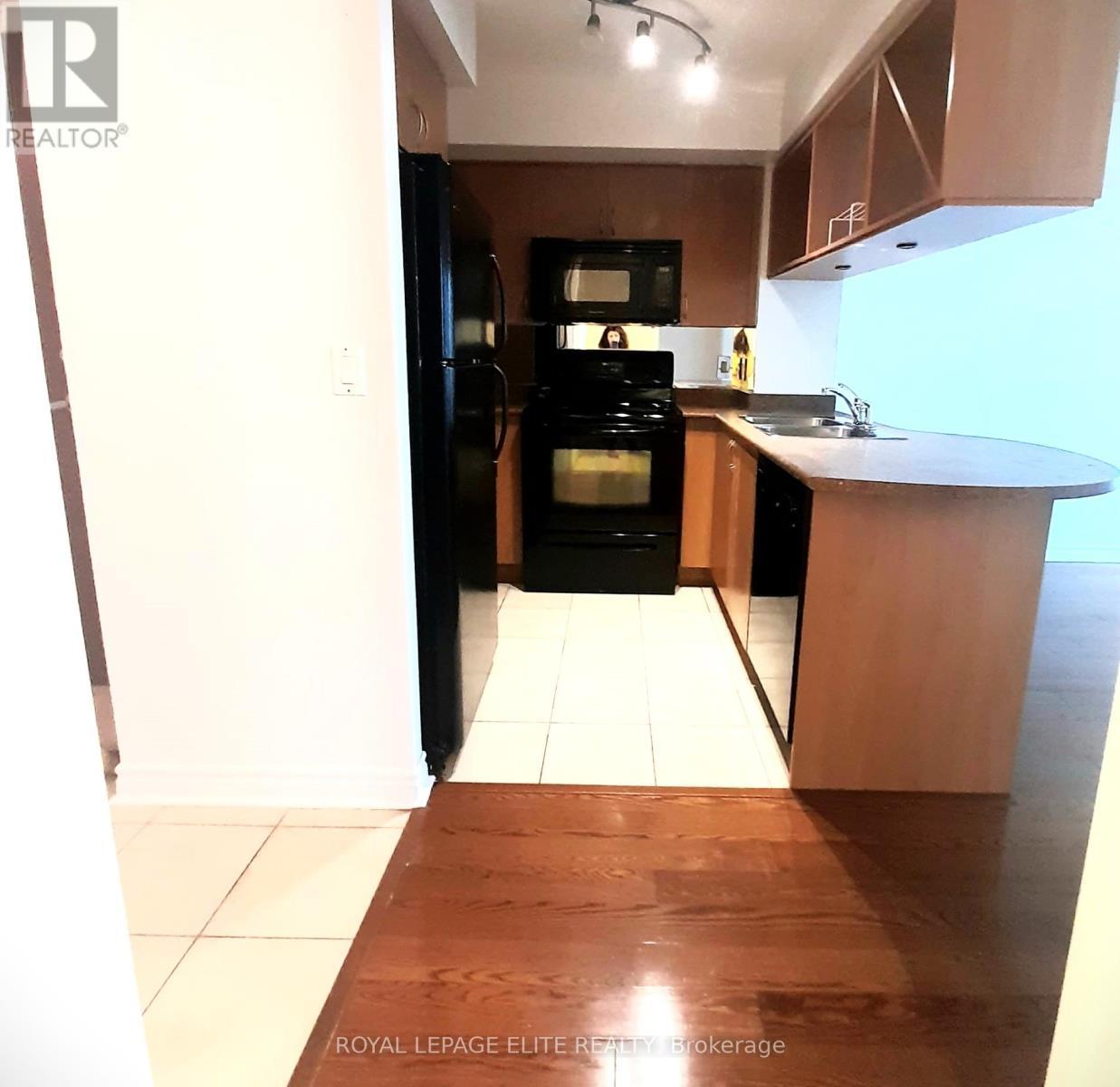 












1212 - 4090 LIVING ARTS DRIVE

,
Mississauga,




Ontario
L5B4M8

