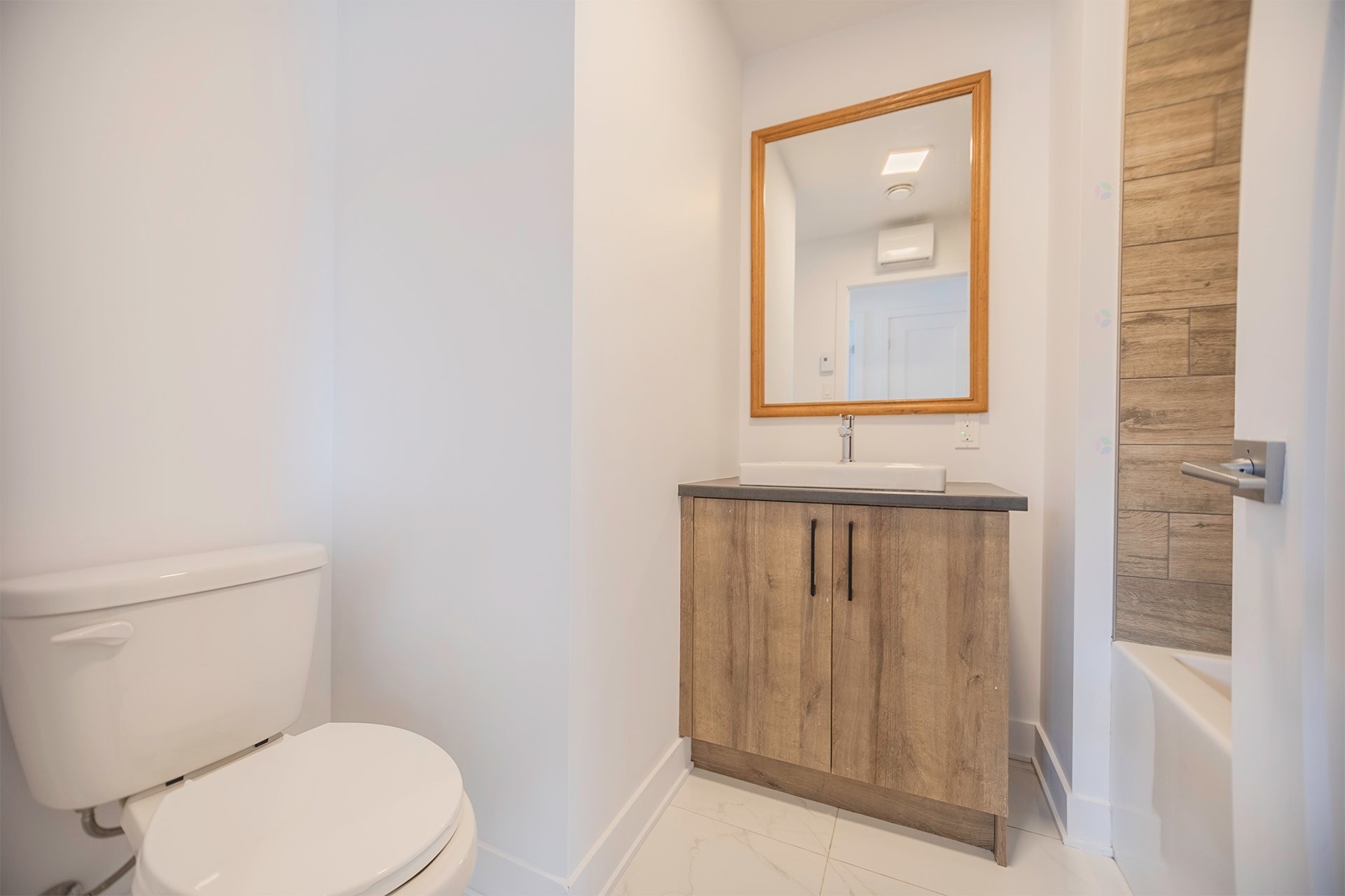 









8774


Rue de Touraine

,
Sorel-Tracy,




QC
J3R0N7

