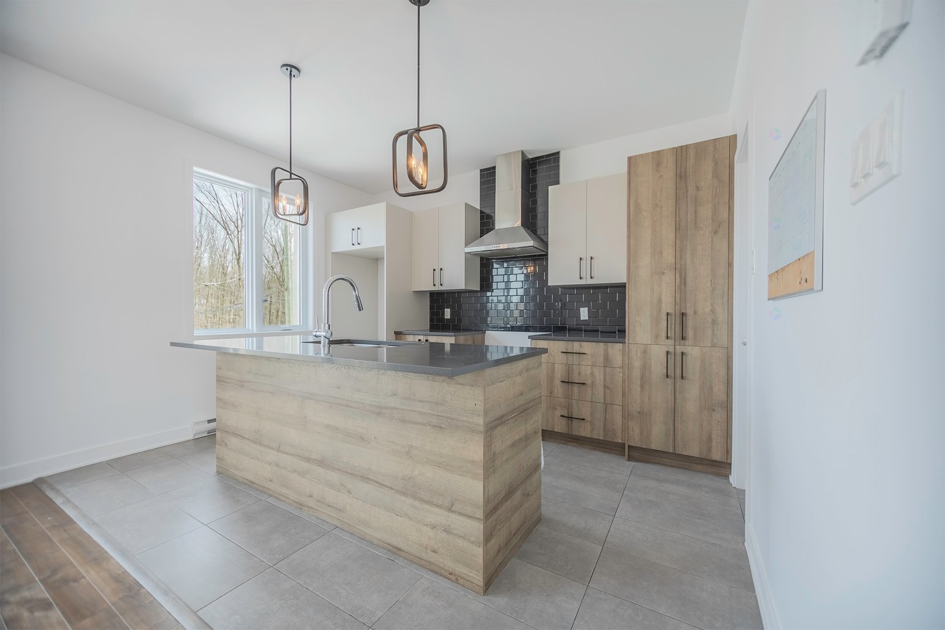 









8774


Rue de Touraine

,
Sorel-Tracy,




QC
J3R0N7

