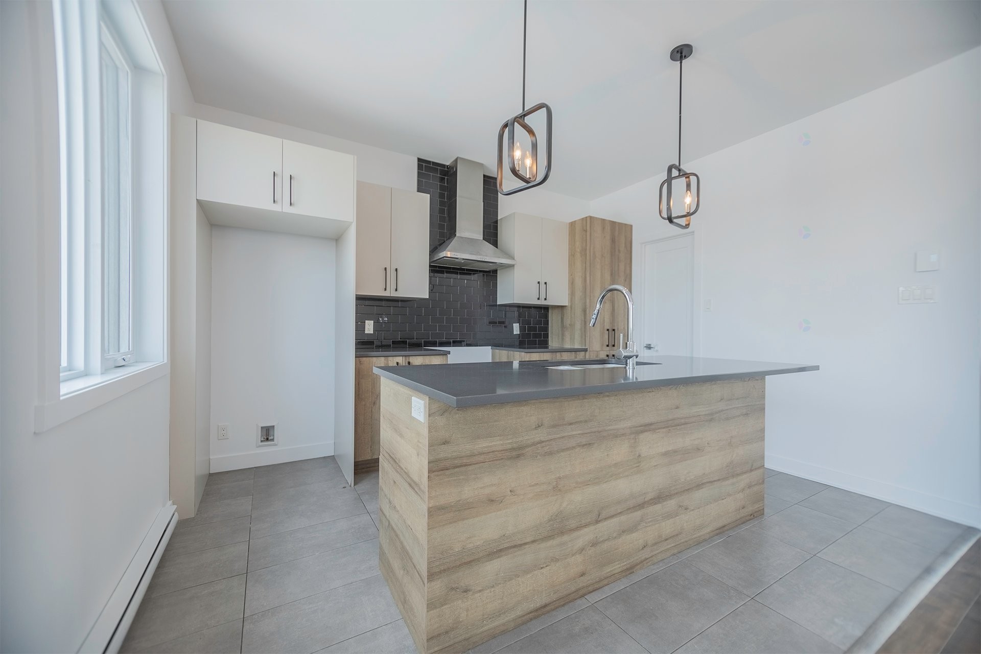









8774


Rue de Touraine

,
Sorel-Tracy,




QC
J3R0N7

