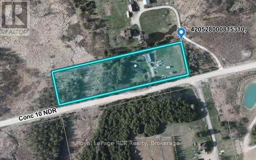 Aerial view with approximate boundary lines