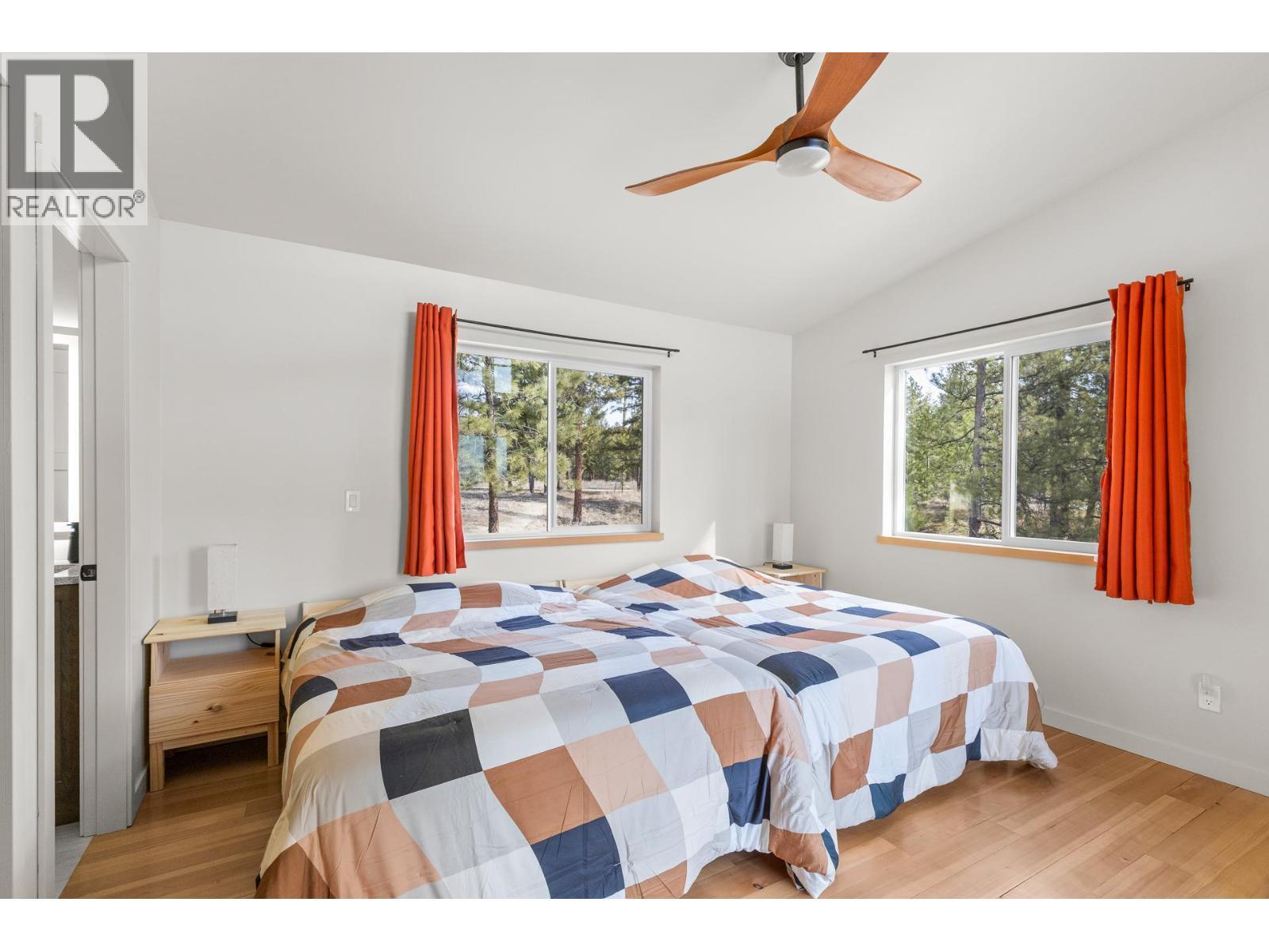 












31 Nine Mile Place

,
Osoyoos,




British Columbia
V0H1V8

