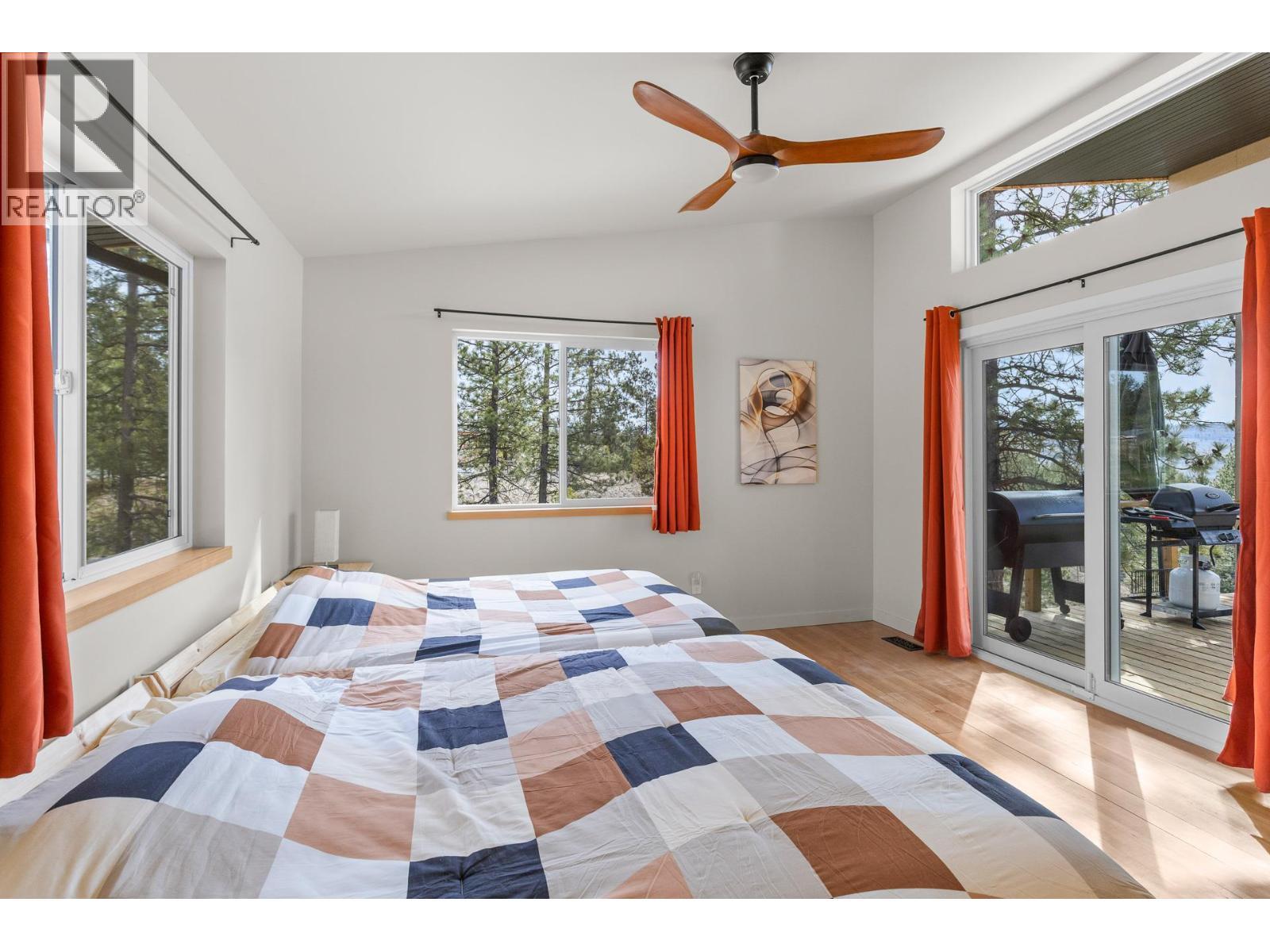 












31 Nine Mile Place

,
Osoyoos,




British Columbia
V0H1V8

