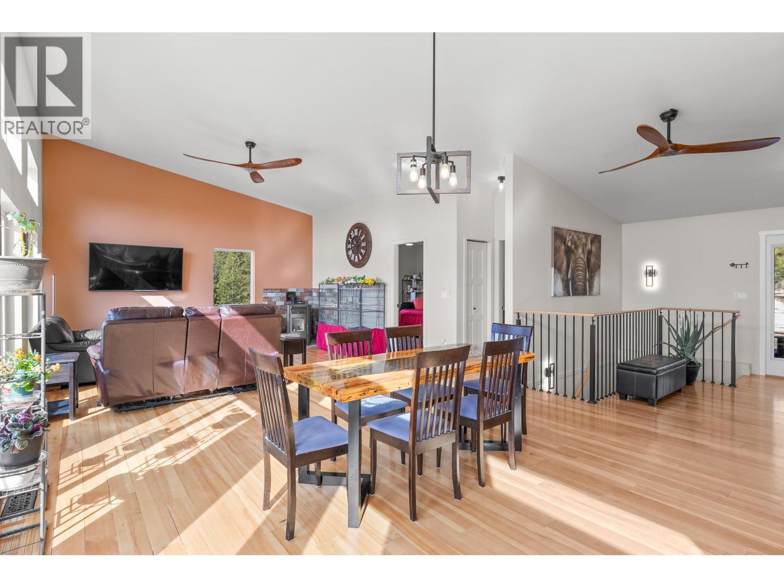 












31 Nine Mile Place

,
Osoyoos,




British Columbia
V0H1V8

